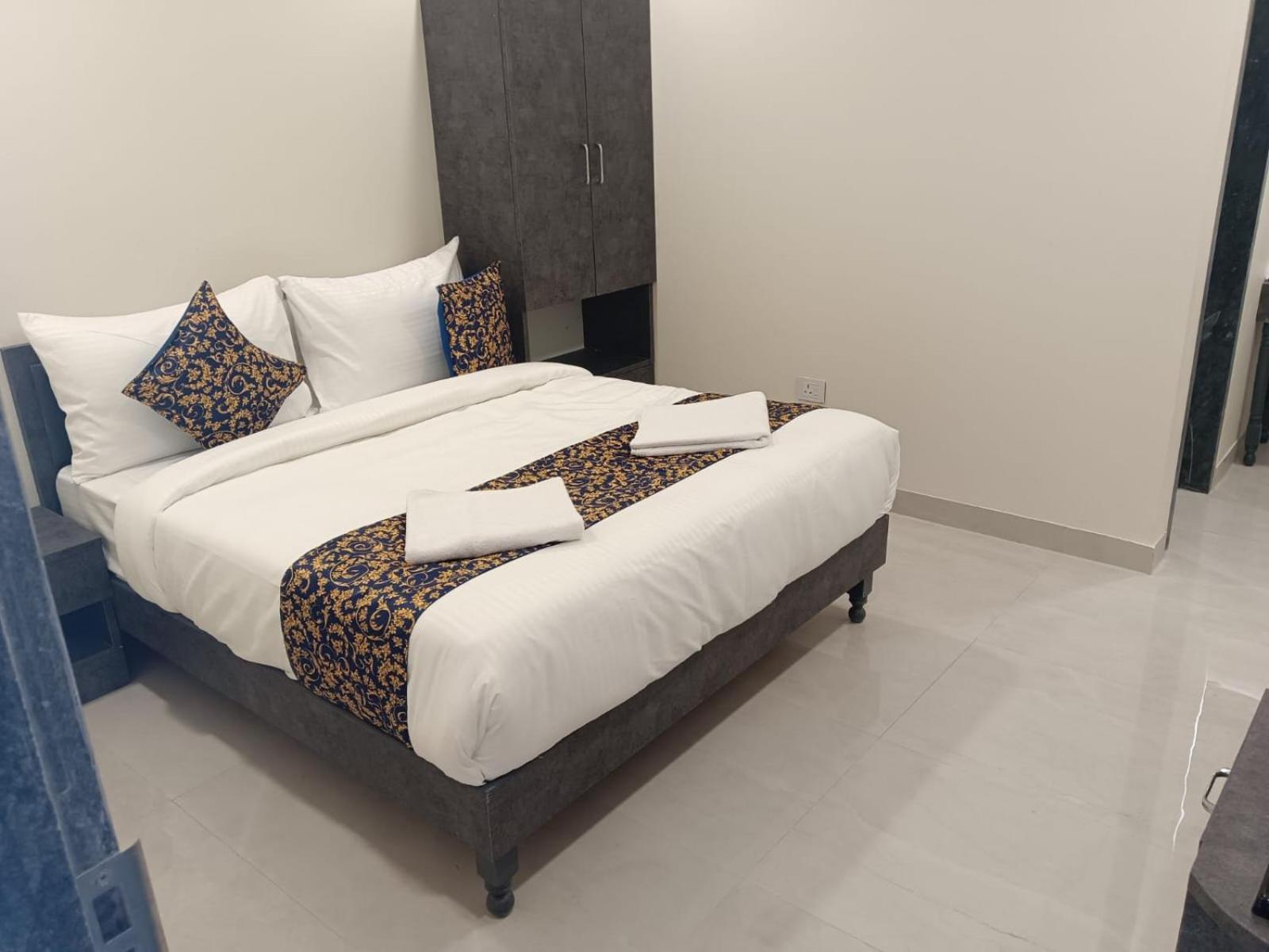 Royal Ocean Prime Hotel Jaipur Bagian luar foto