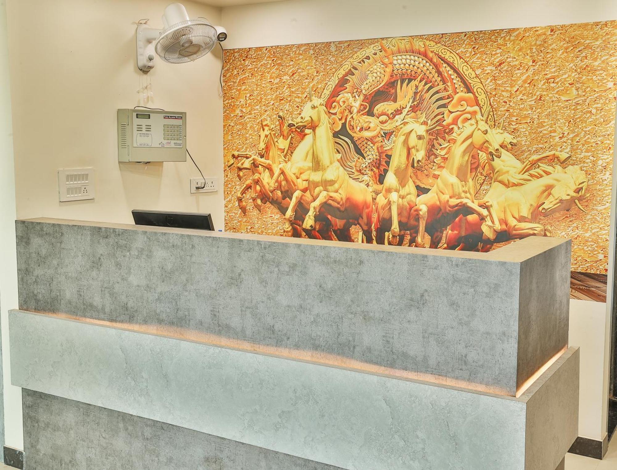 Royal Ocean Prime Hotel Jaipur Bagian luar foto